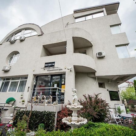 Hotel Jolie Apartments Galati  Exterior photo